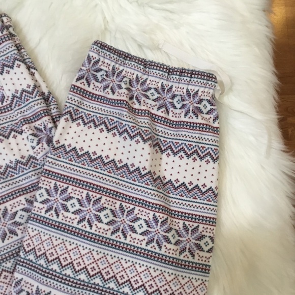 NAUTICA snowflakes themed medium pajama loungewear pants - Picture 5 of 14